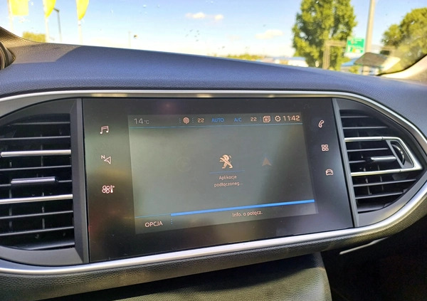 Peugeot 308 cena 66900 przebieg: 73667, rok produkcji 2020 z Białystok małe 232
